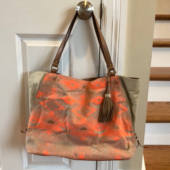 Stella & Dot Handbags - Stella & Dot The Switch